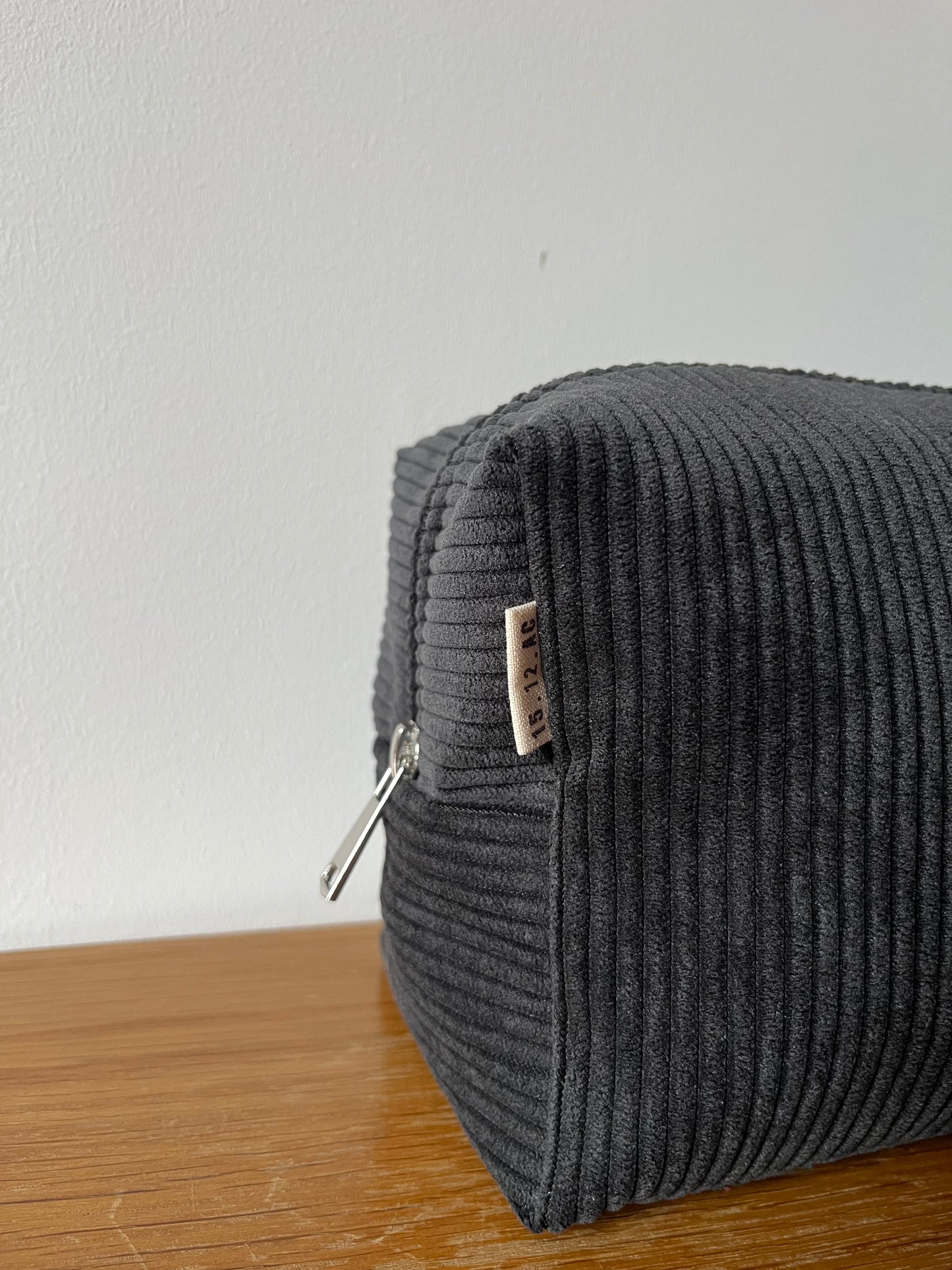 Trousse de toilette velour côtelé Gris anthracite